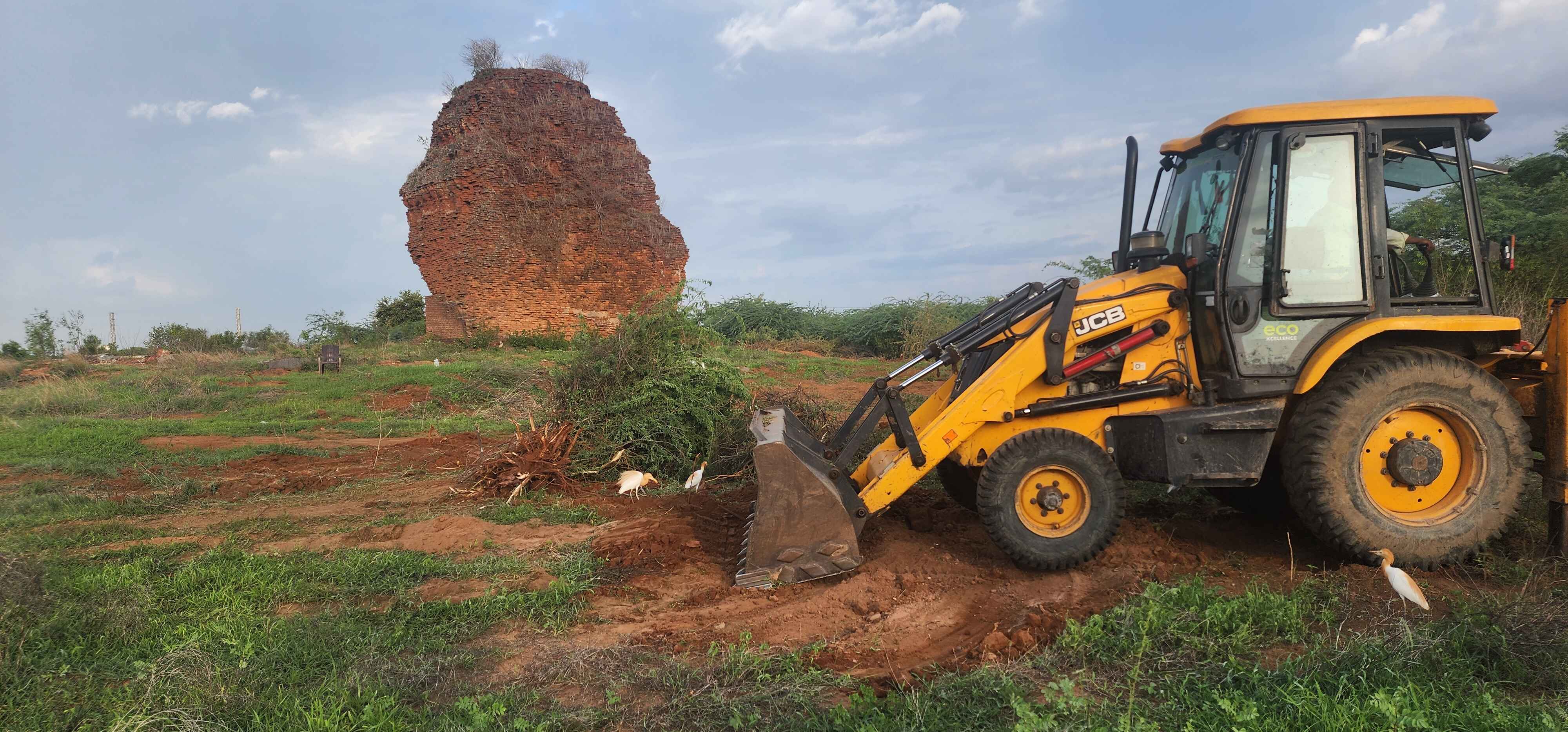 Golathagudi Jaina Temple, Alwanpally